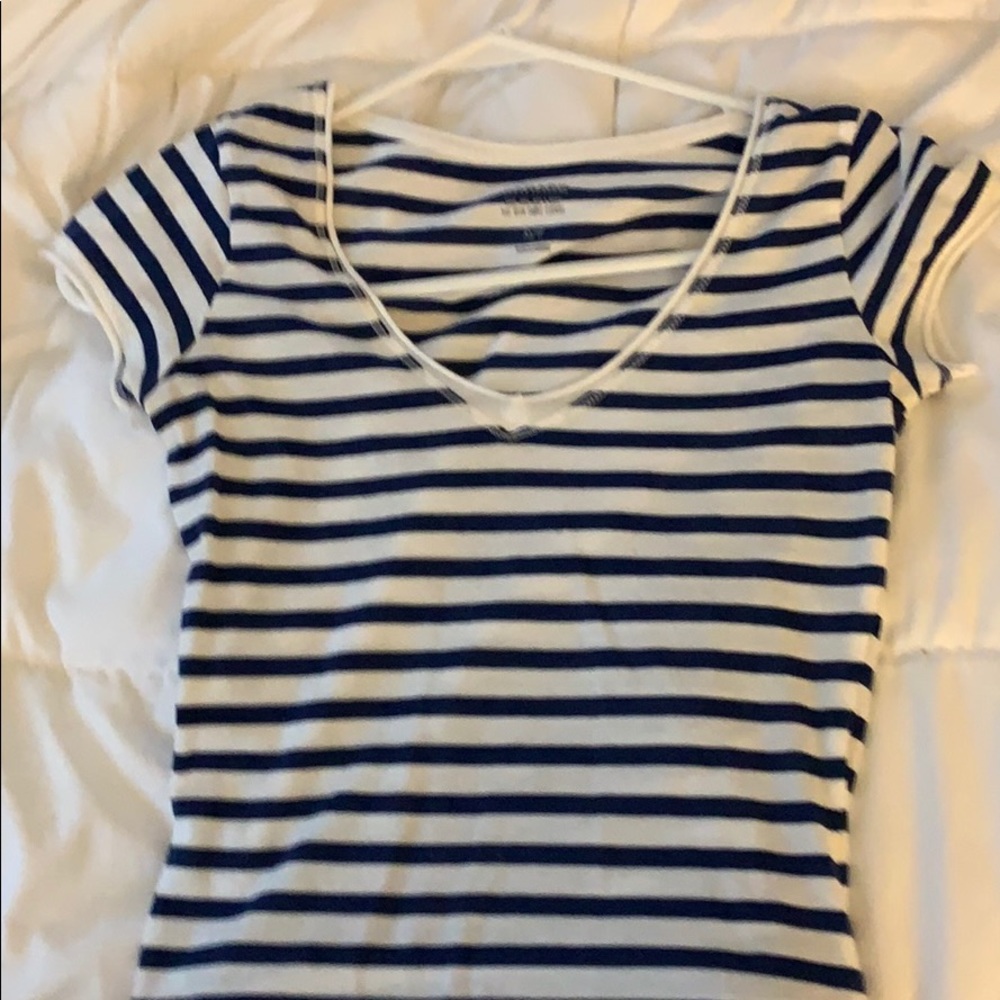 Short sleeve top